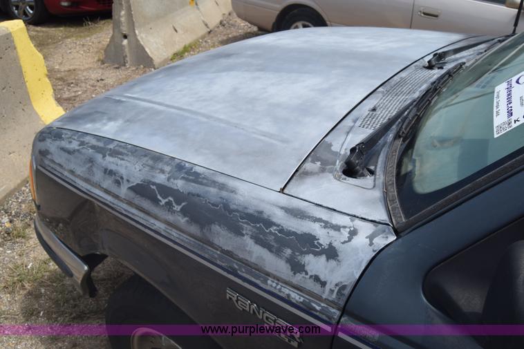 image for item K6550 1993 Ford Ranger pickup truck