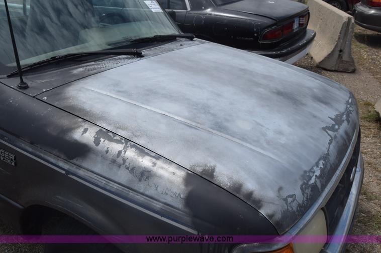 image for item K6550 1993 Ford Ranger pickup truck