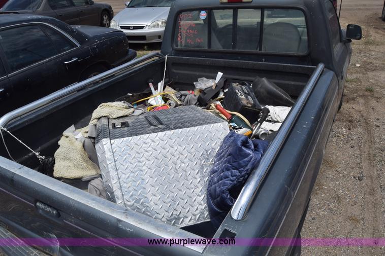 image for item K6550 1993 Ford Ranger pickup truck