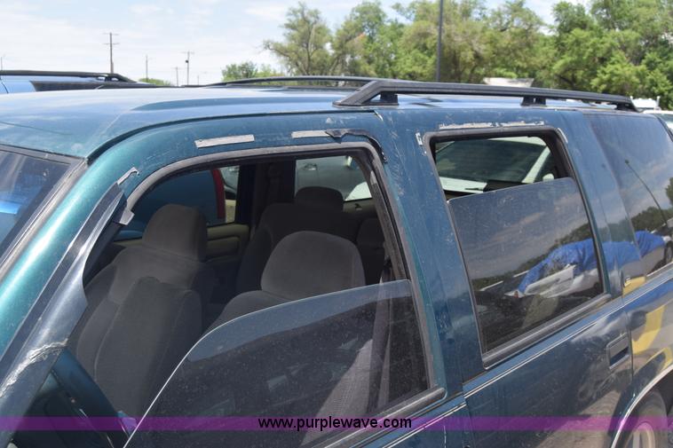 image for item K6551 1997 Chevrolet Tahoe SUV