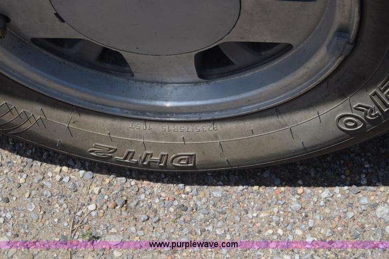 image for item K6551 1997 Chevrolet Tahoe SUV