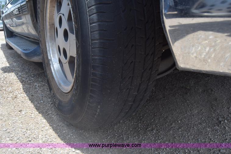 image for item K6551 1997 Chevrolet Tahoe SUV