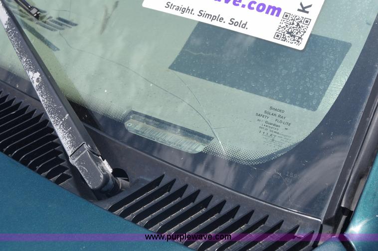 image for item K6551 1997 Chevrolet Tahoe SUV