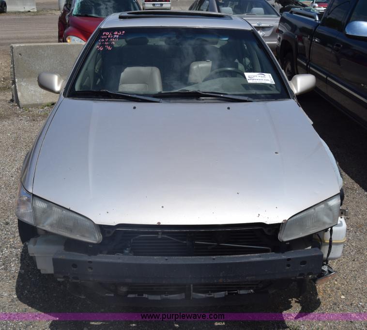 image for item K6552 1997 Toyota Camry