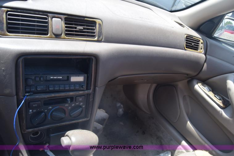 image for item K6552 1997 Toyota Camry