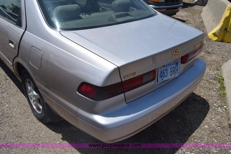 image for item K6552 1997 Toyota Camry