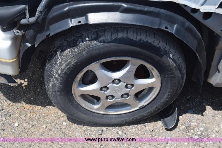 image for item K6552 1997 Toyota Camry