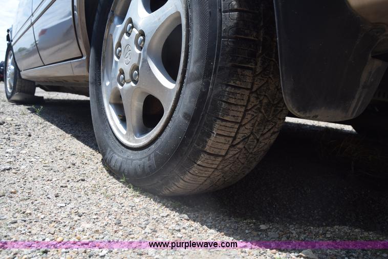 image for item K6552 1997 Toyota Camry