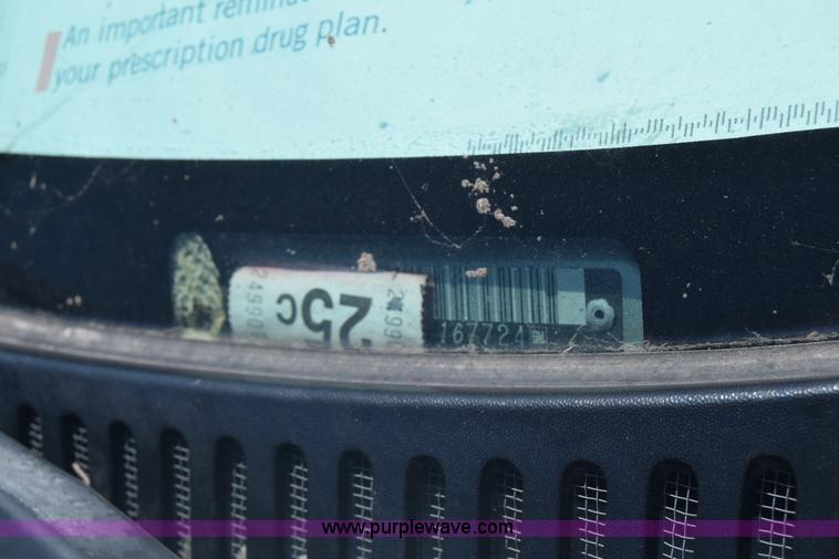 image for item K6553 2000 Chevrolet Suburban K1500 SUV