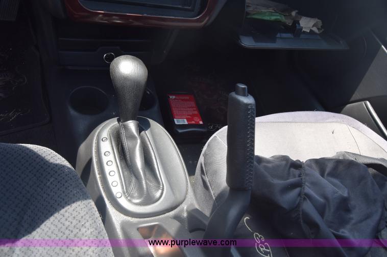 image for item K6554 2001 Chrysler Sebring