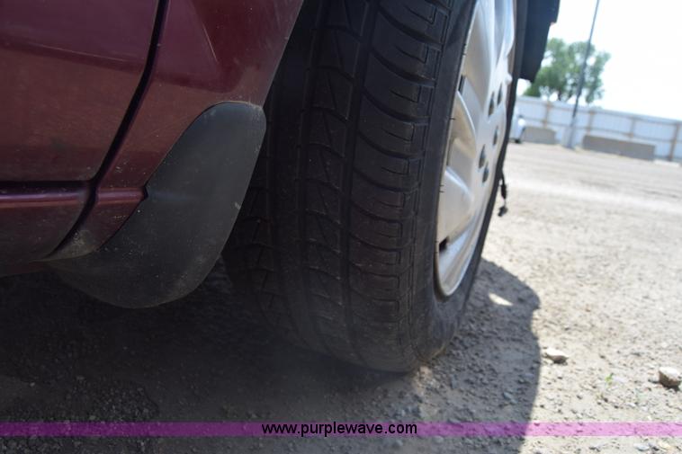 image for item K6554 2001 Chrysler Sebring