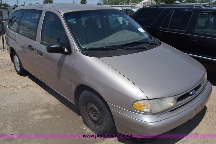 image for item K6557 1996 Ford Windstar van