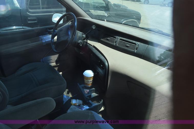 image for item K6557 1996 Ford Windstar van