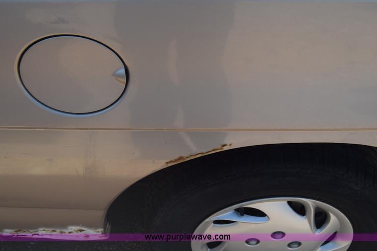 image for item K6557 1996 Ford Windstar van