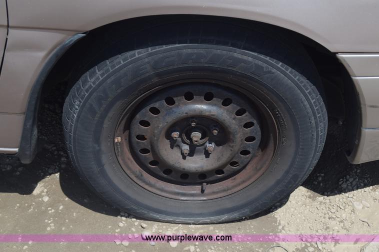 image for item K6557 1996 Ford Windstar van