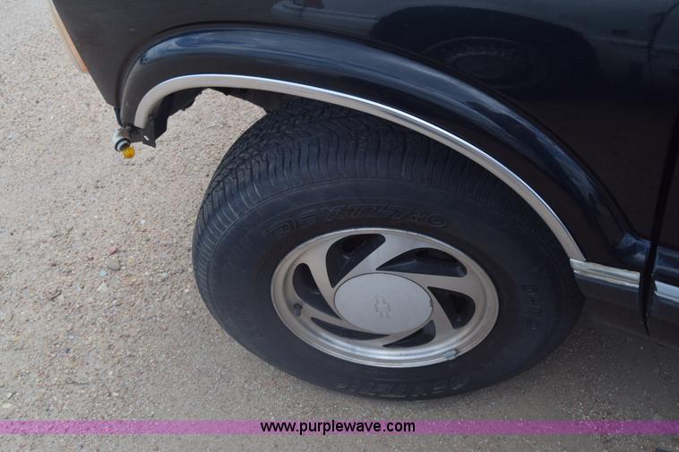 image for item K6560 1997 Chevrolet Blazer