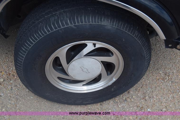 image for item K6560 1997 Chevrolet Blazer