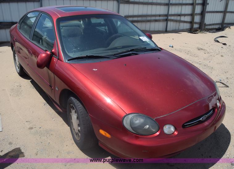 image for item K6561 1999 Ford Taurus
