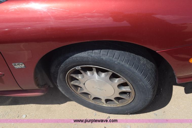 image for item K6561 1999 Ford Taurus