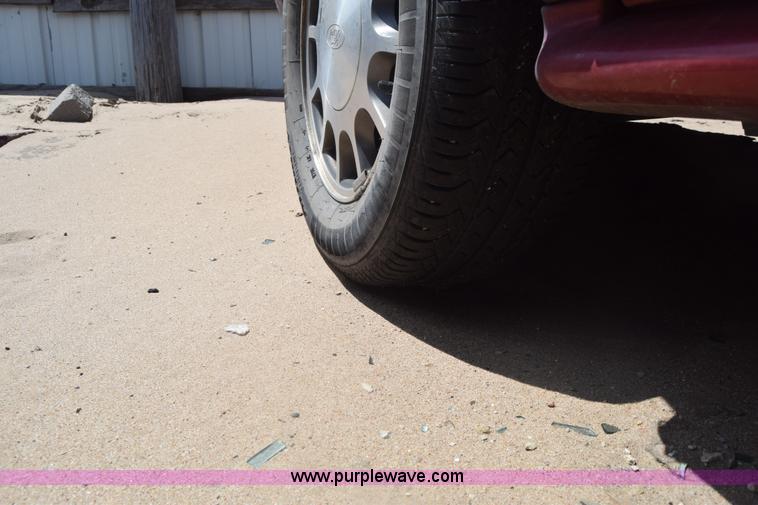 image for item K6561 1999 Ford Taurus