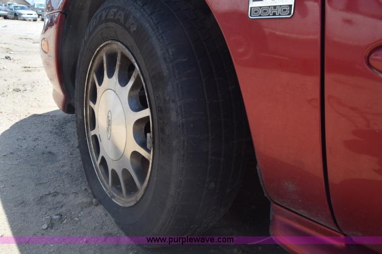 image for item K6561 1999 Ford Taurus
