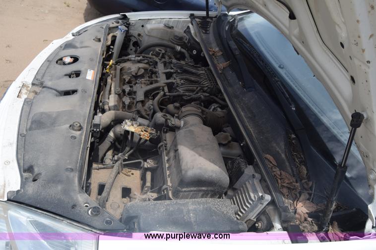 image for item K6563 2010 Kia Sedona