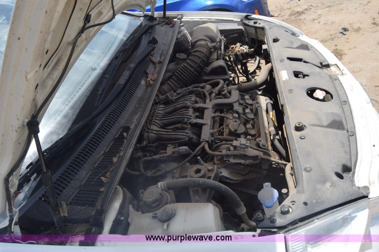 image for item K6563 2010 Kia Sedona