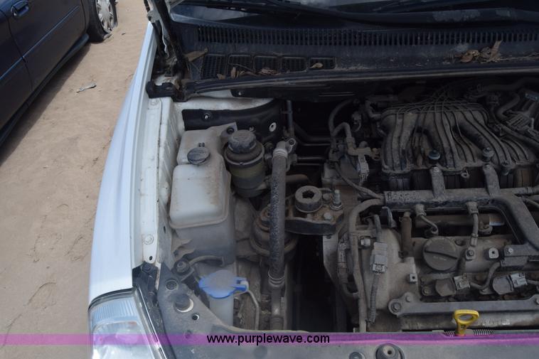 image for item K6563 2010 Kia Sedona