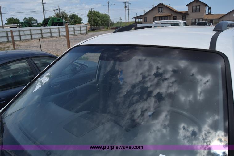 image for item K6563 2010 Kia Sedona