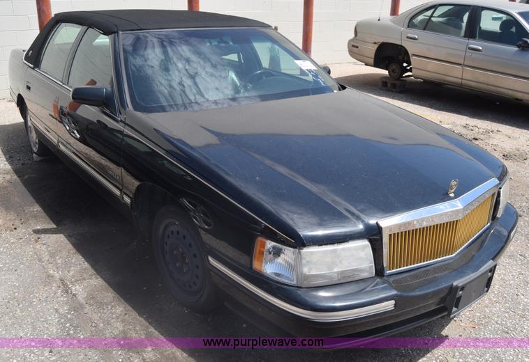 image for item K6564 1999 Cadillac DeVille