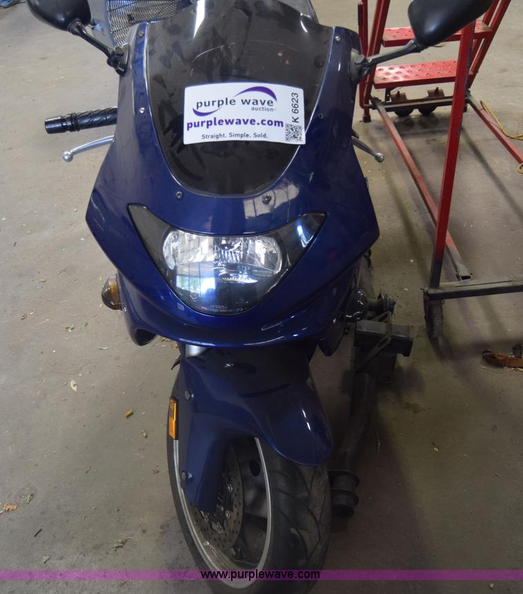 image for item K6623 1997 Yamaha motorcycle