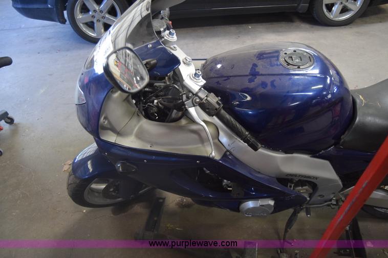 image for item K6623 1997 Yamaha motorcycle