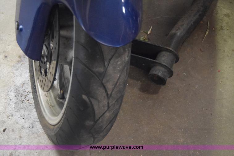 image for item K6623 1997 Yamaha motorcycle