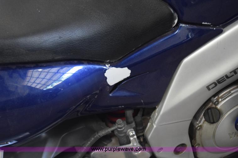 image for item K6623 1997 Yamaha motorcycle