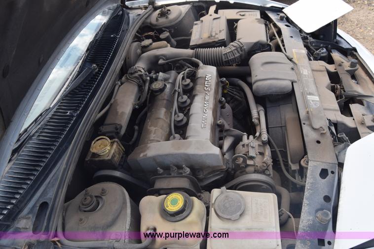 image for item K6692 1995 Saturn SC SC2