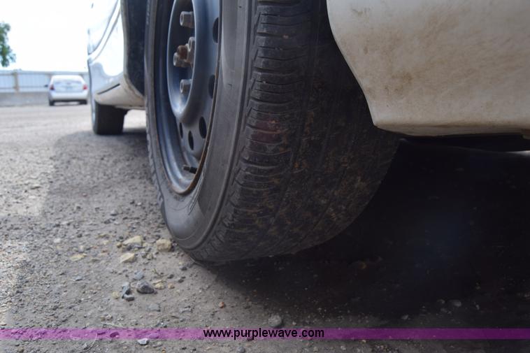 image for item K6692 1995 Saturn SC SC2