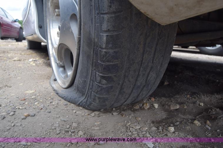 image for item K6692 1995 Saturn SC SC2