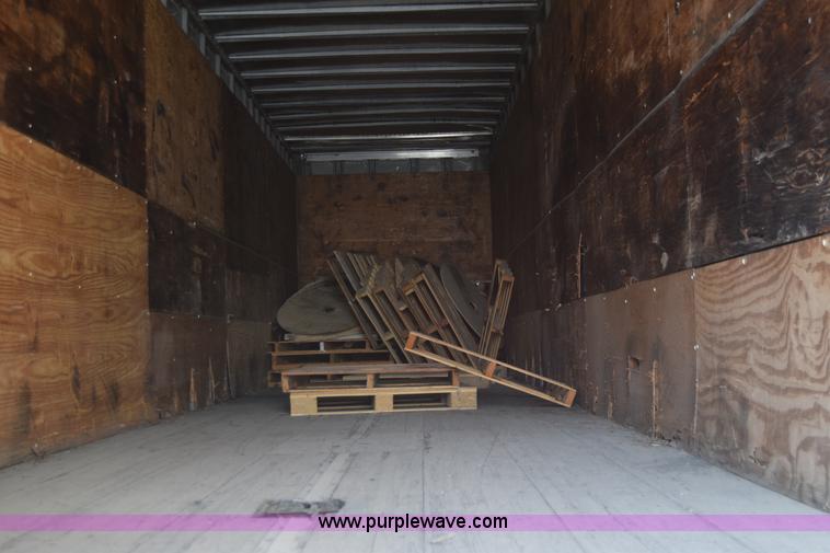 image for item K6693 1983 Miller dry van trailer