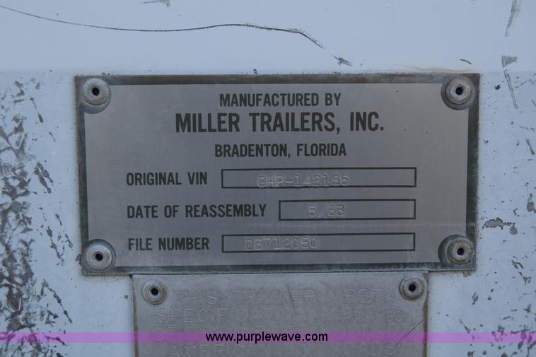 image for item K6693 1983 Miller dry van trailer