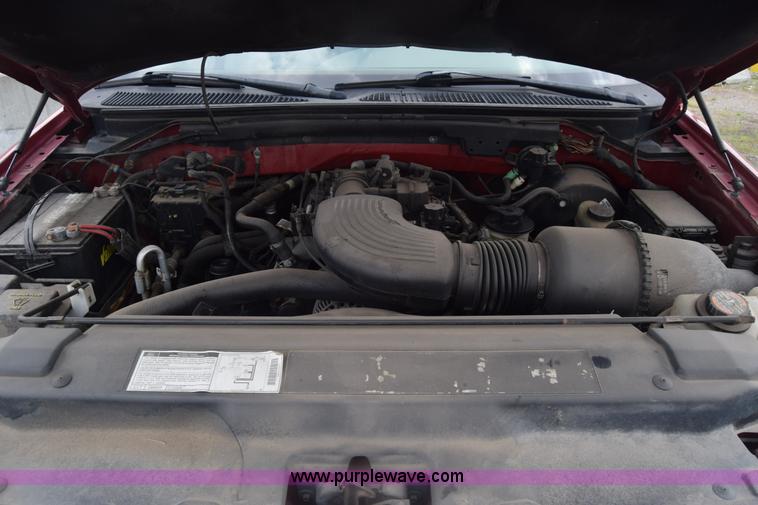 image for item K7350 2000 Ford Expedition SUV