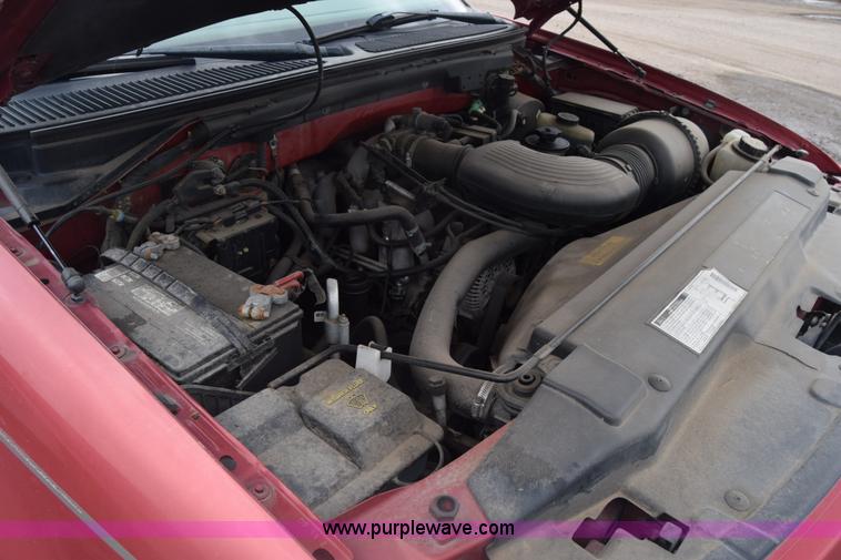 image for item K7350 2000 Ford Expedition SUV