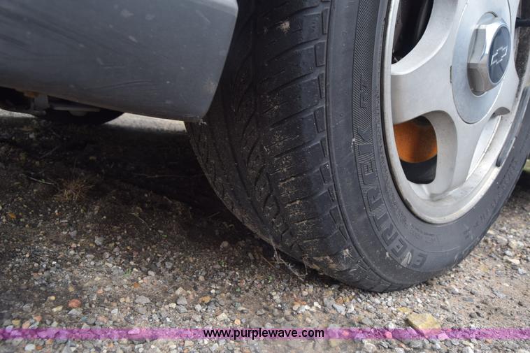 image for item K7351 2002 Chevrolet Monte Carlo