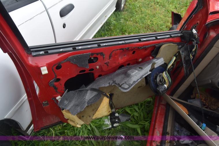 image for item K7355 2002 Ford Focus