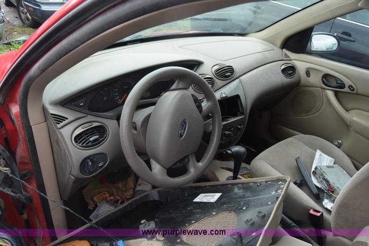 image for item K7355 2002 Ford Focus