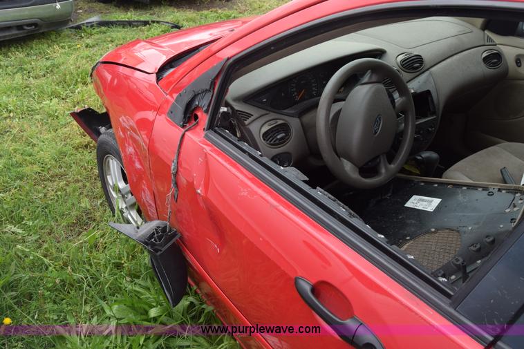 image for item K7355 2002 Ford Focus