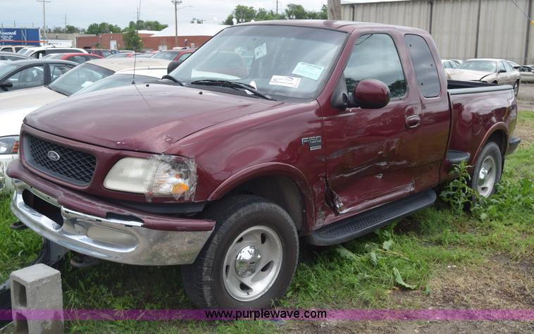 image for item K7358 1998 Ford F150 pickup truck