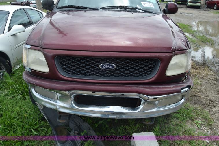 image for item K7358 1998 Ford F150 pickup truck
