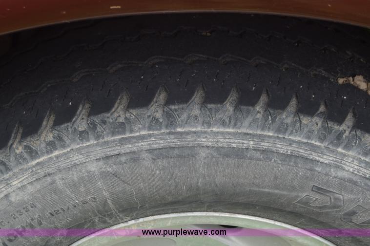 image for item K7358 1998 Ford F150 pickup truck