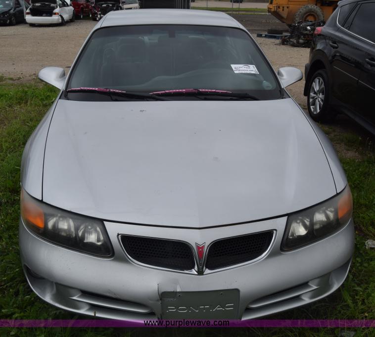 image for item K7360 2002 Pontiac Bonneville