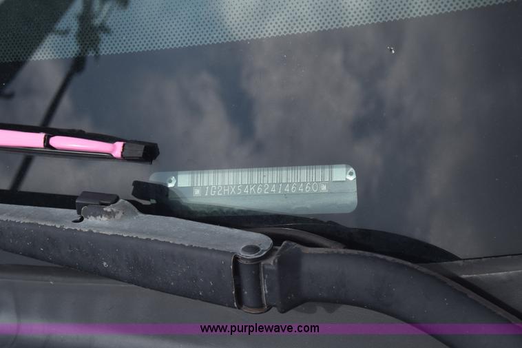 image for item K7360 2002 Pontiac Bonneville